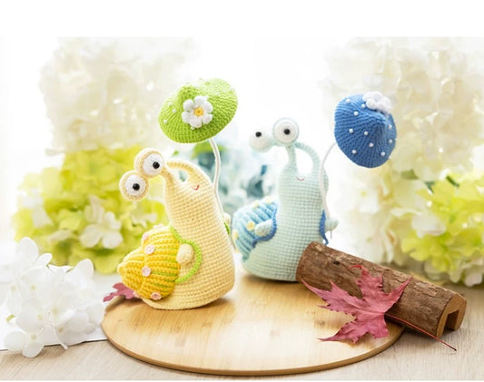 Cute Crochet Snail , Snails Dashboard Accessories for Car Decor Desk Decoration, Home Decoration