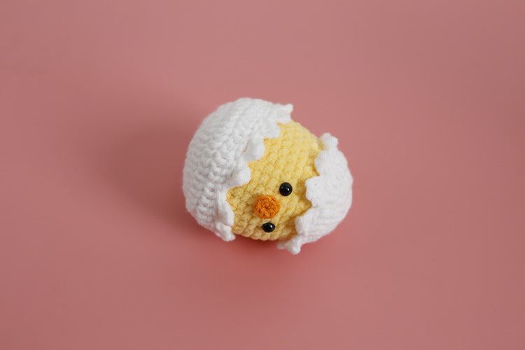 Hand-woven chick doll, finished product of Meng Xiaoya woolen crochet ornament