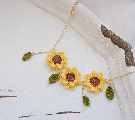 Handmade Crochet Sunflower Necklace, Knitted Artificial Forever Flowers Pendant Necklace,  Lightweight Jewelry, Perfect Gift for Girlfriend Mom Women